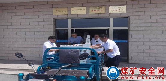 培訓(xùn)中心戰(zhàn)高溫、搶進(jìn)度、保教學(xué)、促發(fā)